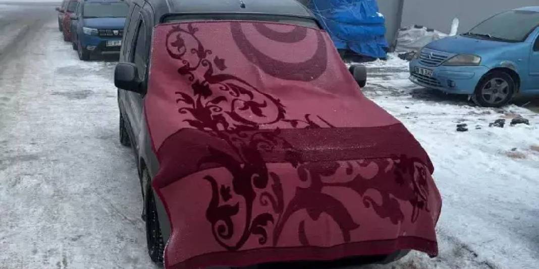 Burası Sibirya değil Türkiye! Dondurucu soğuk kenti vurdu: Kirpikler dondu, buz sarkıtlarının boyu 2 metreyi geçti 5